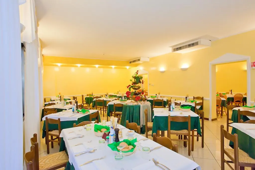 ***  Hotel Catto Suisse Caorle İtalya